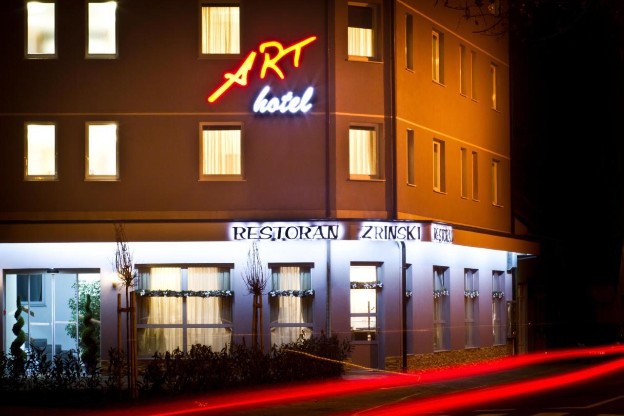 Art Hotel สลาวอนสกีบรอด ภายนอก รูปภาพ
